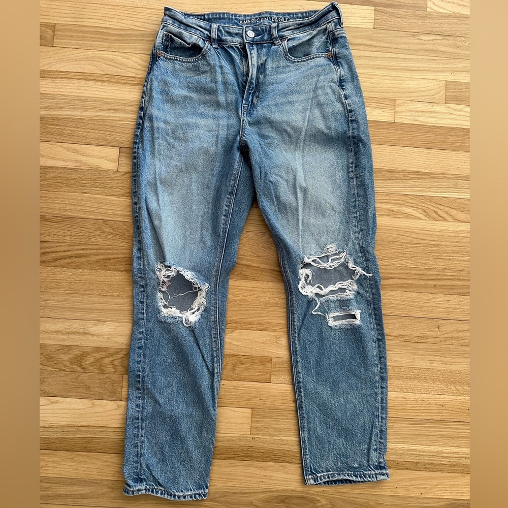 American Eagle Mom Jeans